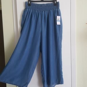 Michael Kors denim cropped pants / capri, wide leg